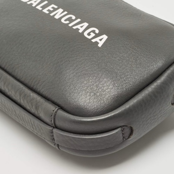 Balenciaga Charcoal Leather Shoulder Bag - Picture 8 of 8